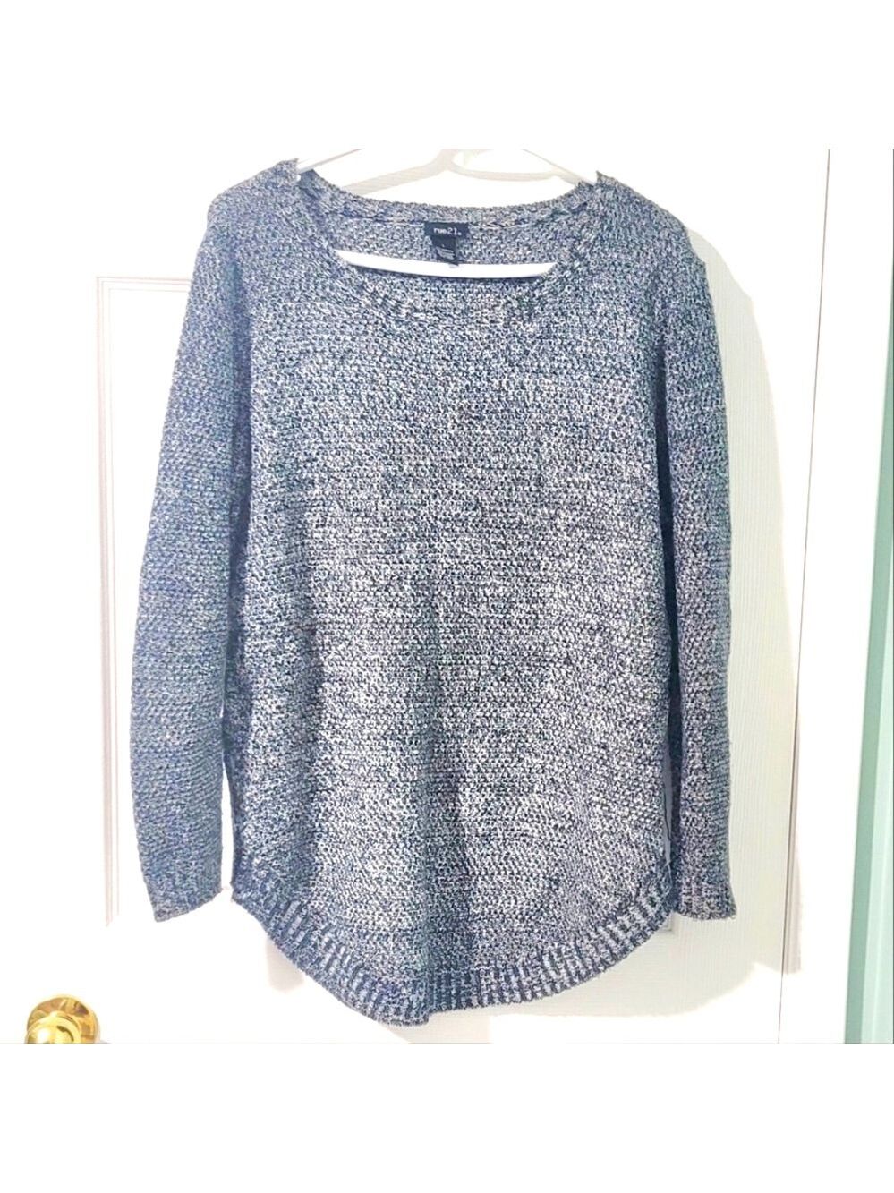 Rue21 Women Pullover Sweater Woven Black w/Silver Size L